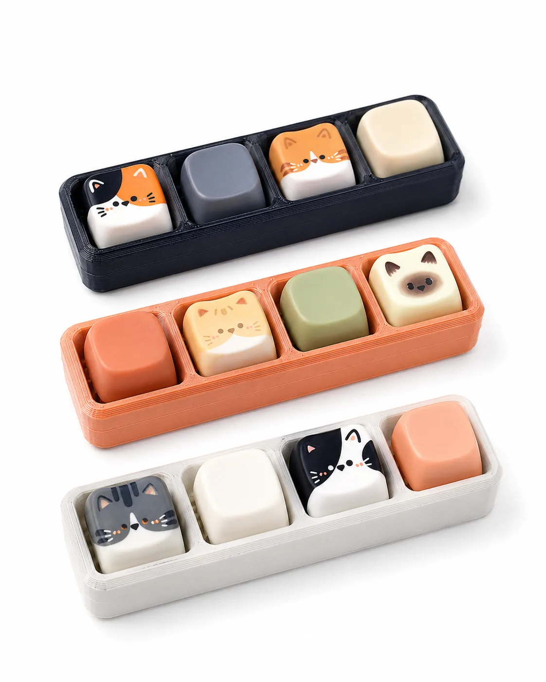 Turkoosi ja violetti Klikki eläinhahmoilla